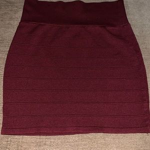 Very cute medium length skirt